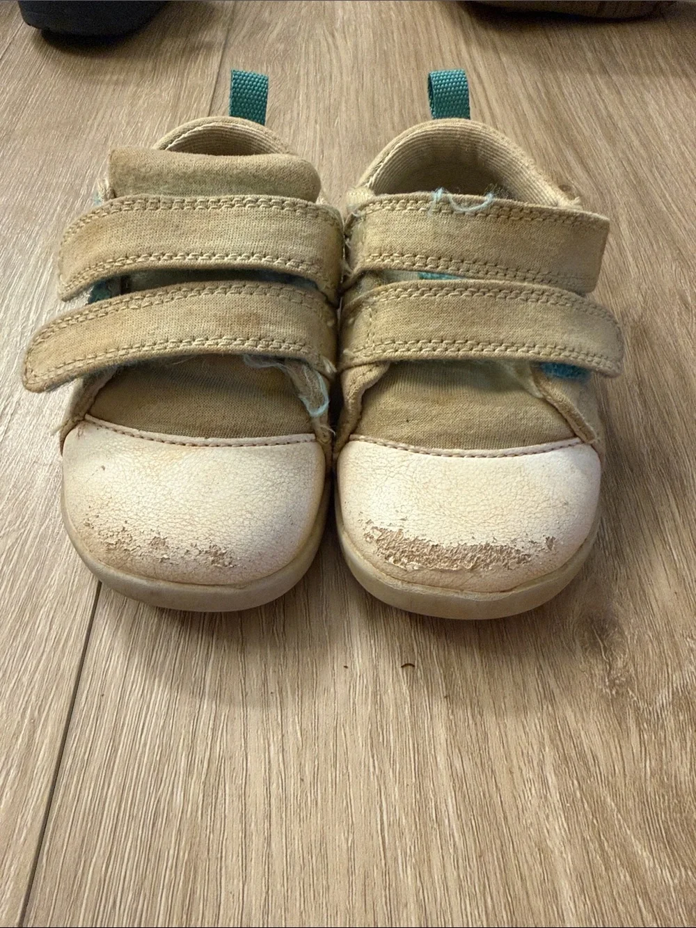 Ten Little comfortable kids